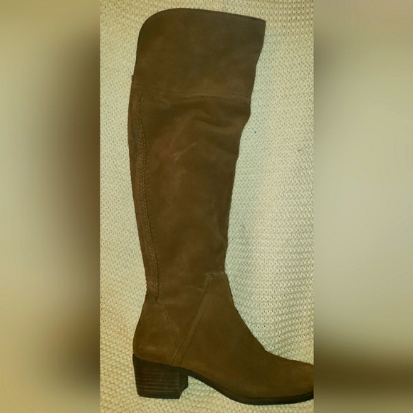 Vince Camuto Shoes - Vince Camuto knee/Over the knee suede boot 9 med